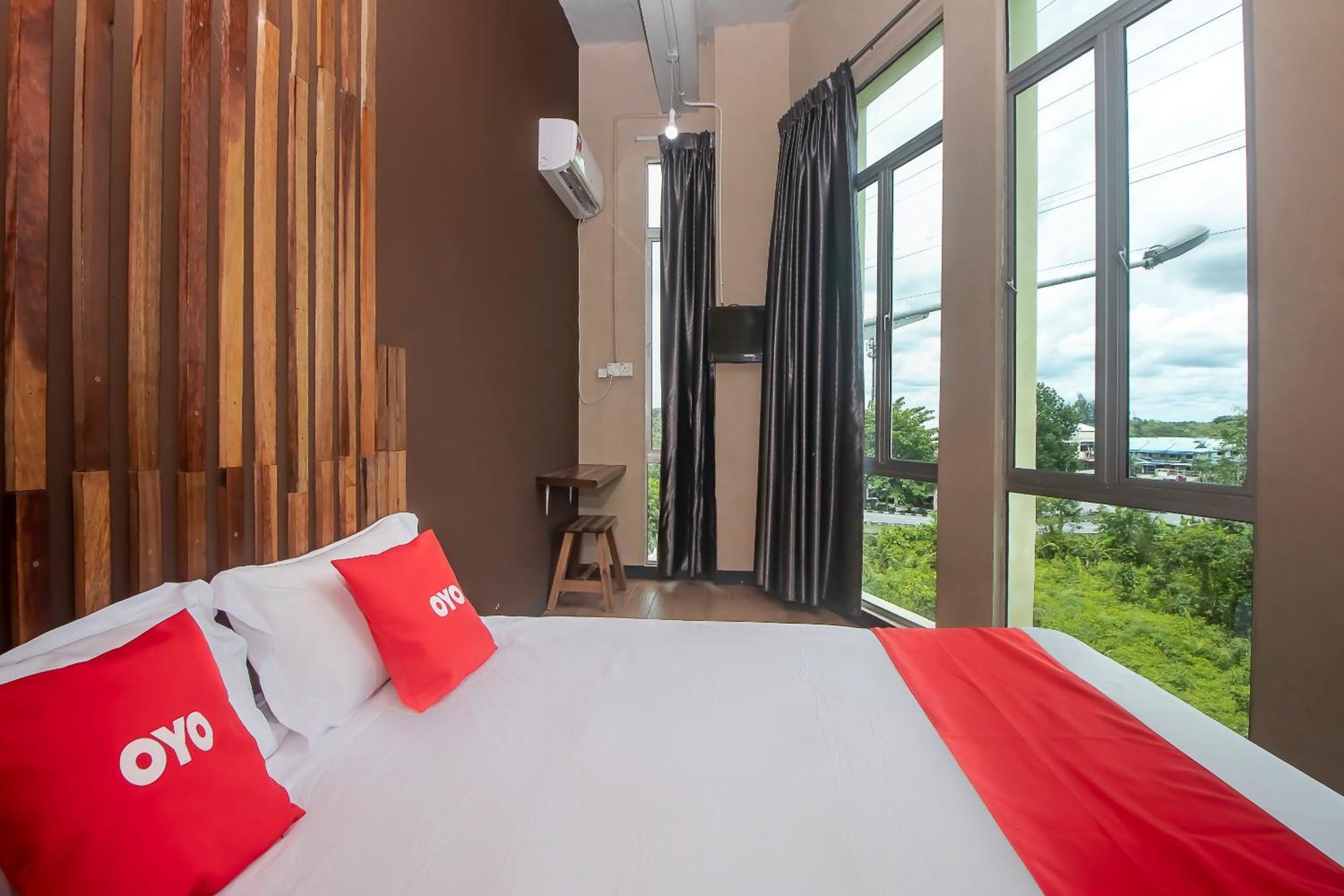 Oyo 90094 Hi Inn 3 Sibu Exterior foto